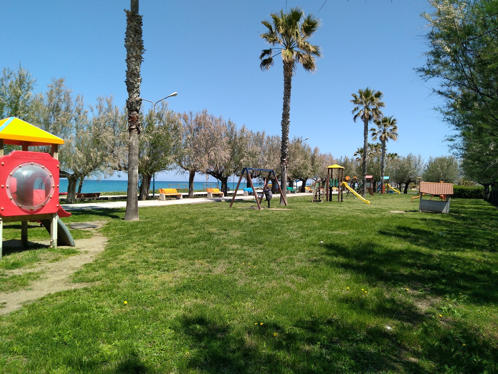 Parco Via Marina.jpg